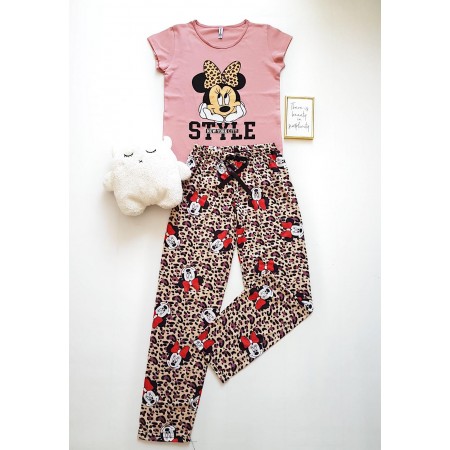 Pijama dama ieftina din bumbac cu pantaloni lungi animal print si tricou roz cu imprimeu MM Style